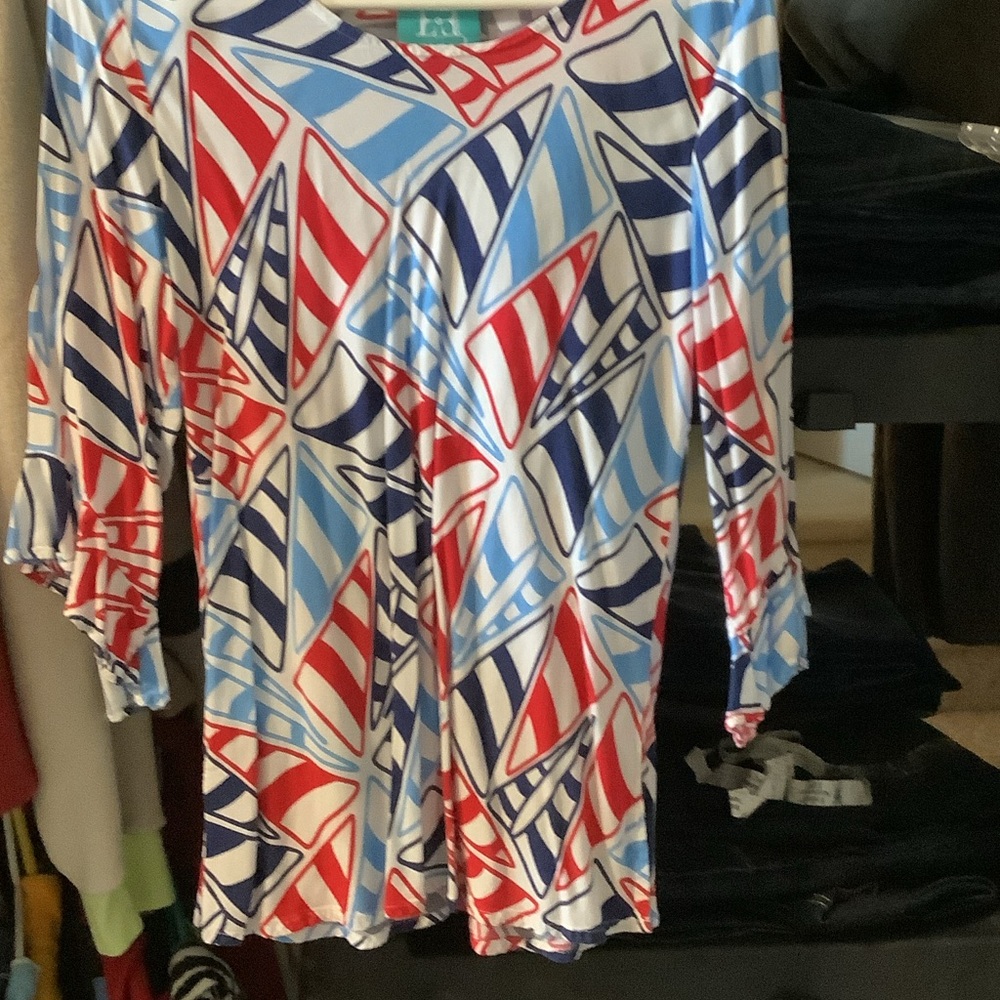 Escapada Vibrant Red‎ and Blue Patterned Blouse
